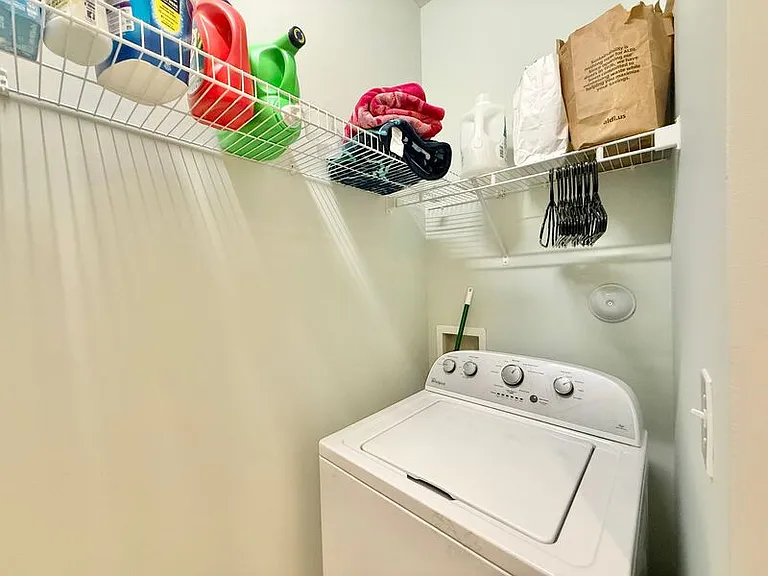 455 Village Commons Ln — Photo 9