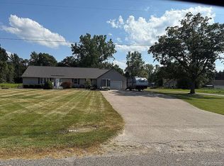 4022 Busch Rd, Montrose, MI 48415