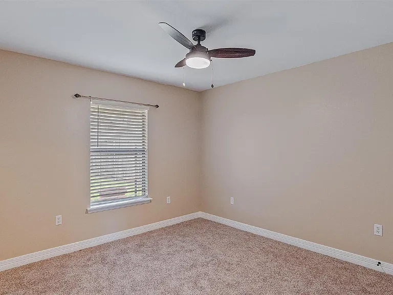 2222 Shumark Trl — Photo 17