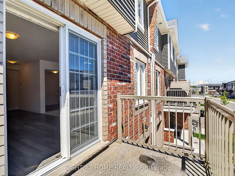 9 Silo Mews — Photo 18