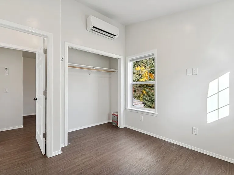265B Texas Ave — Photo 10