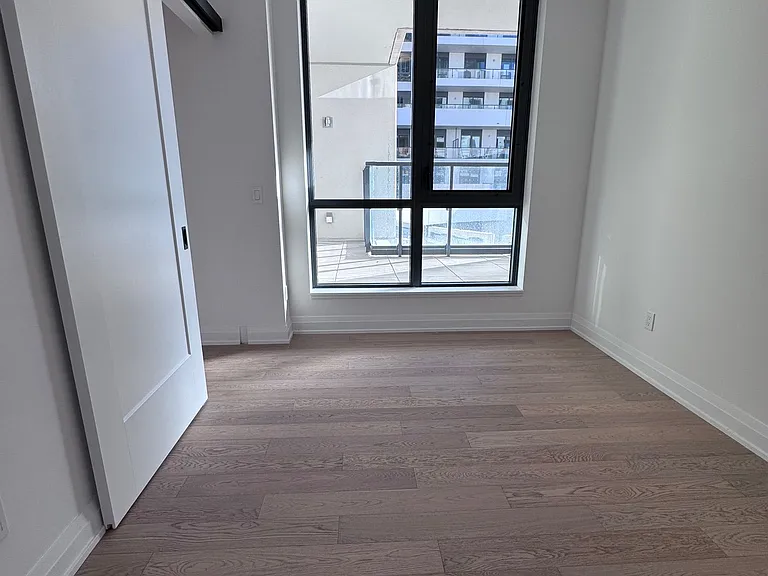 505 Glencairn Ave #231 — Photo 13
