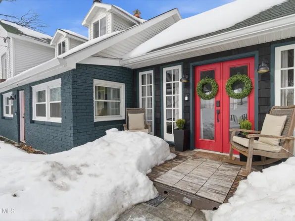 187 E Shore Rd, Delanson, NY 12053