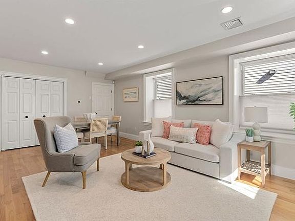 3rd image of 120 W 7th St APT 102