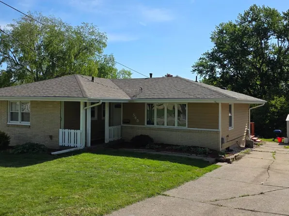 545 30th St, West Des Moines, IA 50265