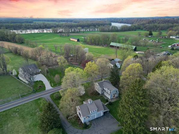 131 Tryon Street, Glastonbury, CT 06073