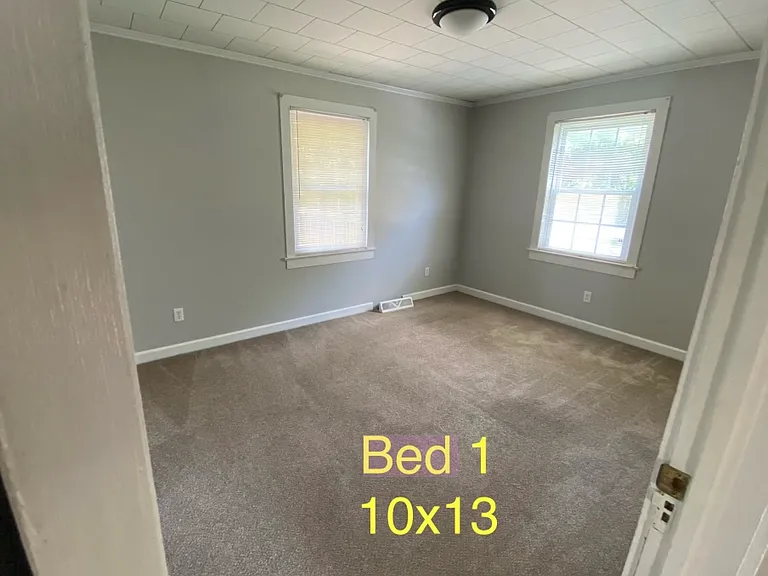 721 S Line Street Ext — Photo 2