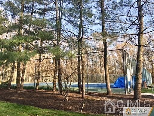 2nd image of 376 McDowell Dr