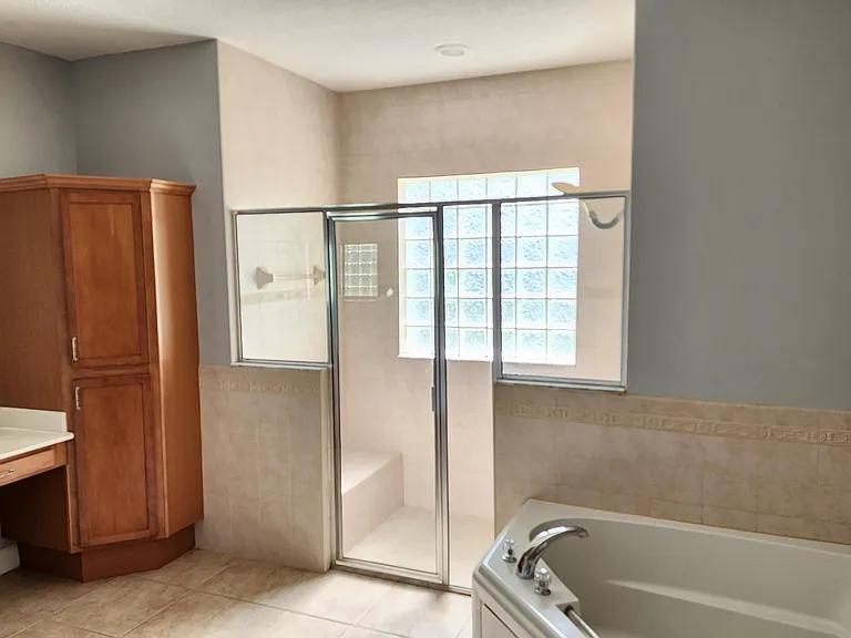 4374 SW Savona Blvd — Photo 13