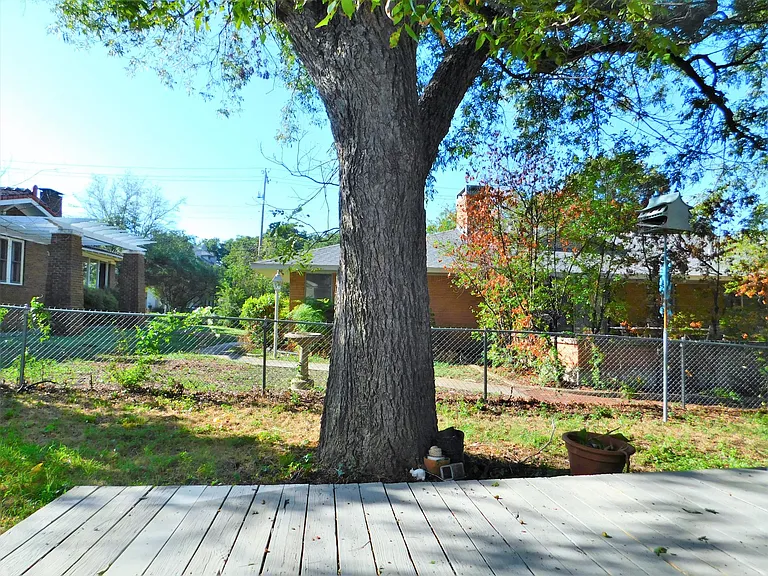 901 Gregg St — Photo 18