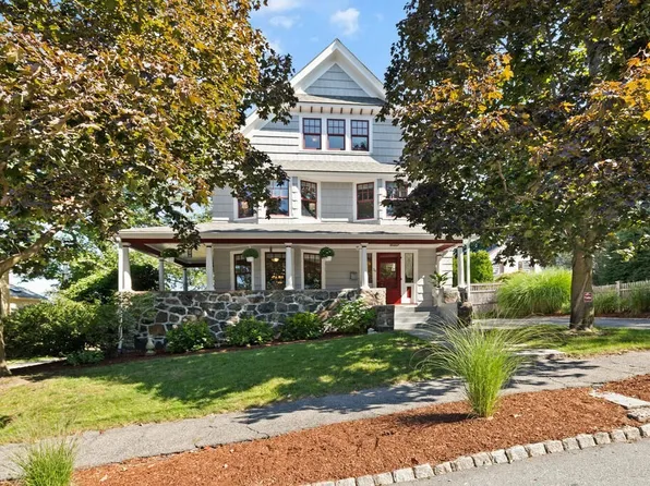 34 Eaton St, Winchester, MA 01890