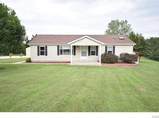 25400 S Firetower Rd, Warrenton, MO 63383