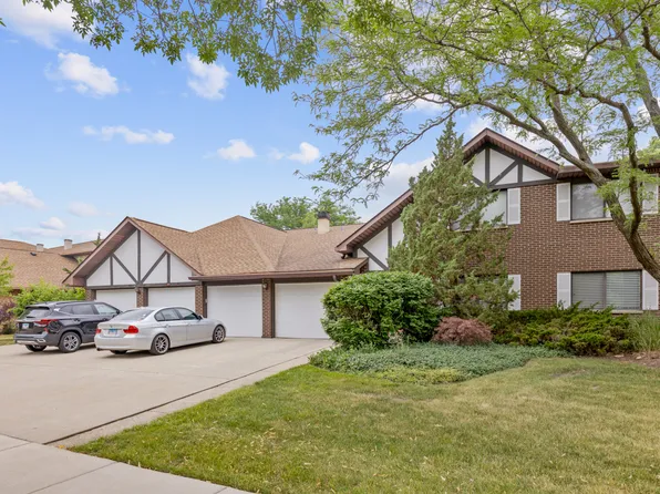 301 Walters Ln APT 1A, Itasca, IL 60143