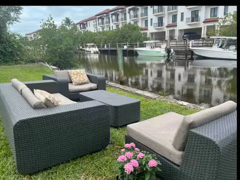 Beautiful seating area in the backyard area.