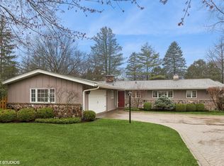 494 Cumberland Ln, Crystal Lake, IL 60014