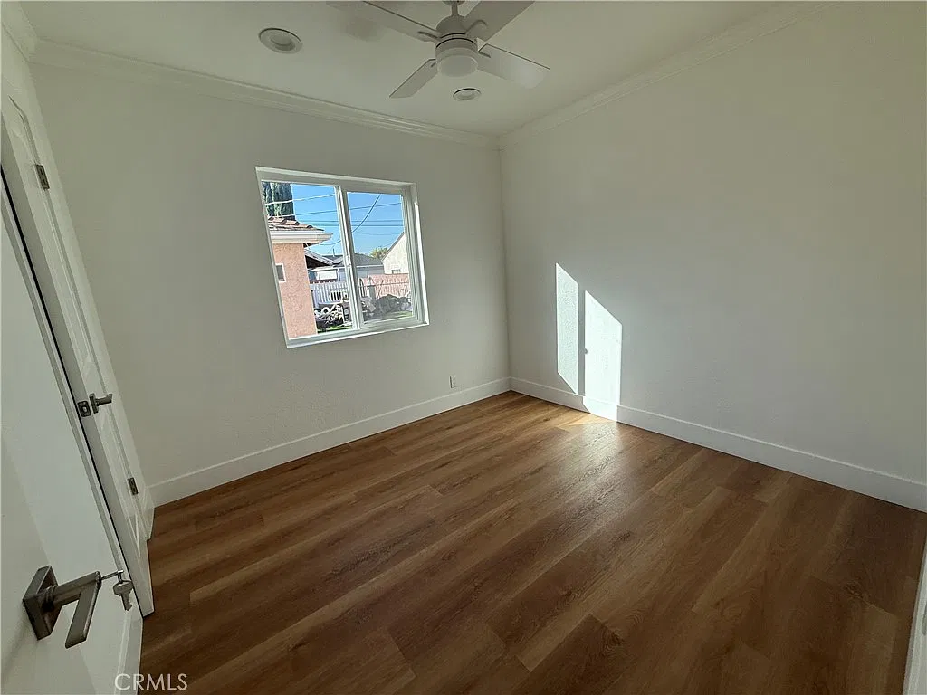 3 bed, 1072 sqft, $3,500 — Photo 4
