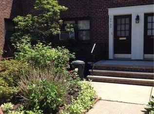 16030 17th Ave, Whitestone, NY 11357
