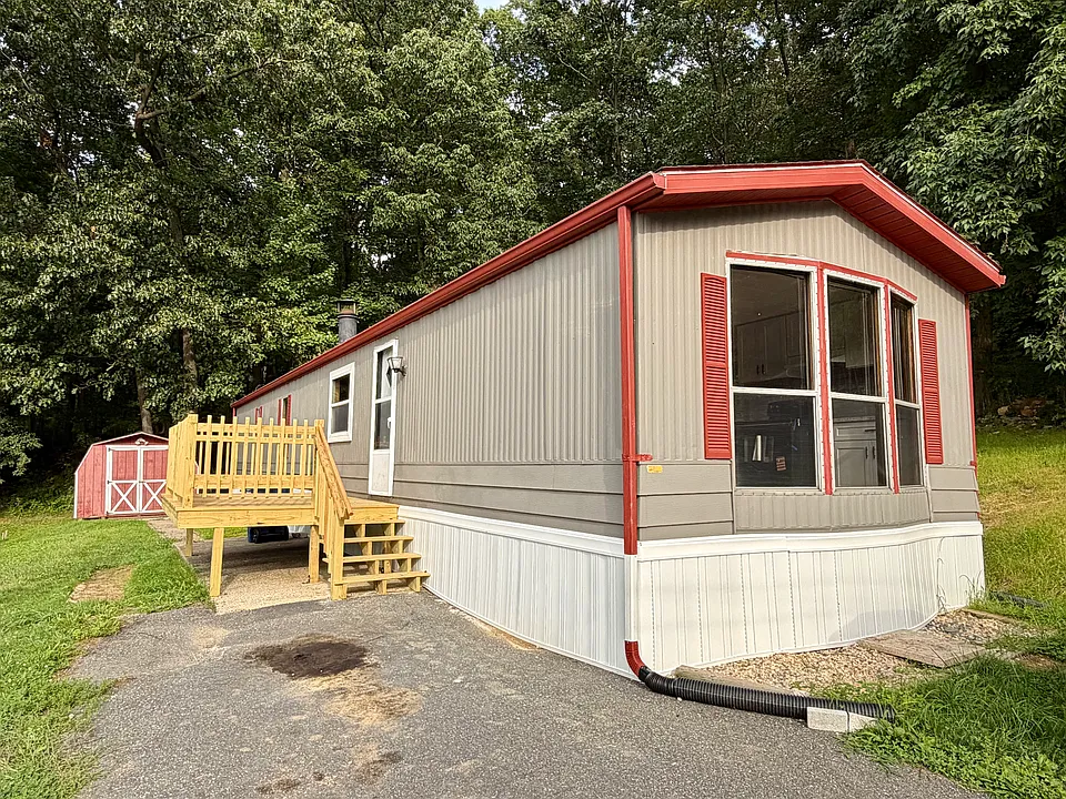 343 Twin County Rd #17