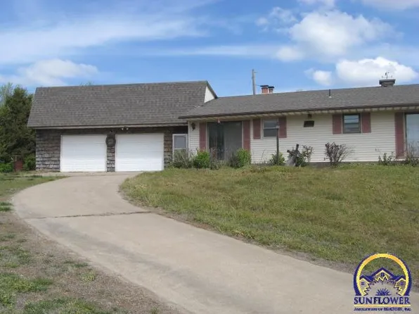 3315 NW Pipkin Rd, Topeka, KS 66618
