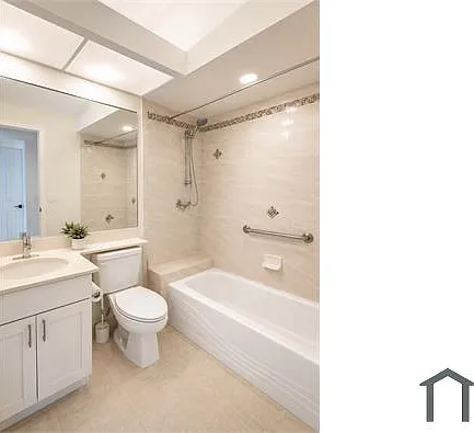 209 Rotonda Blvd N #A — Photo 10
