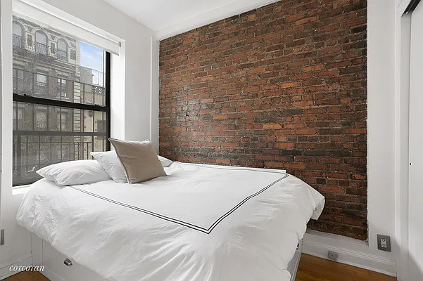 Sold by Corcoran | media 8
