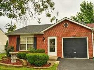 1428 Ash Ct, Carol Stream, IL 60188