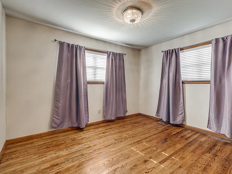 4701 N Peniel Ave — Photo 29