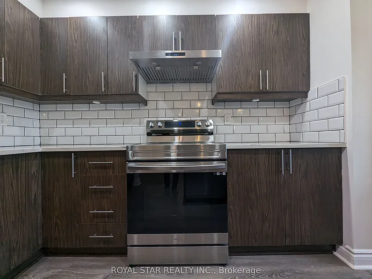 44 Winchester Dr — Photo 11