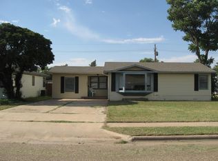 3806 32nd St, Lubbock, TX 79410