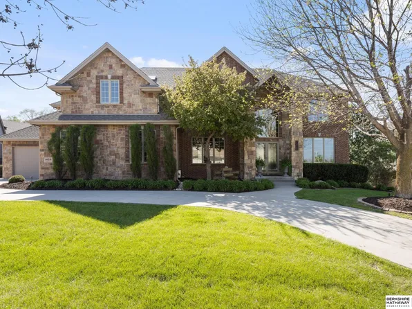 1424 N 187th St, Elkhorn, NE 68022