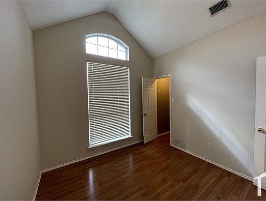 1st image of 1905 Ambrose Dr