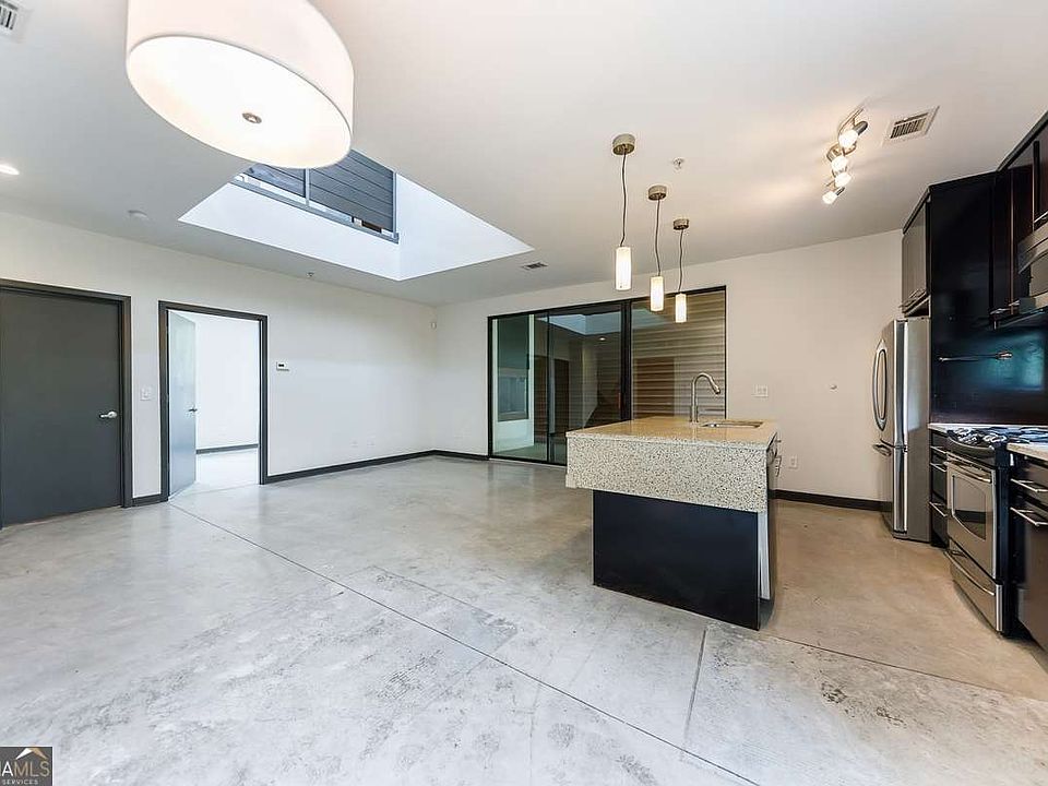 1st image of 972 Dekalb Ave NE #205