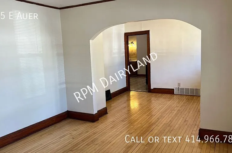 605 E Auer Ave — Photo 10