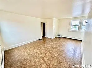 918 Hempstead Tpke — Photo 3