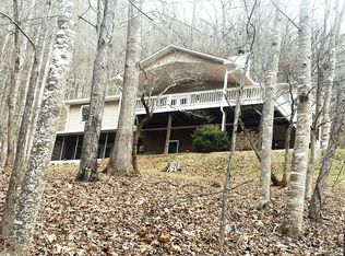 19 Forest Ridge Dr, Franklin, NC 28734