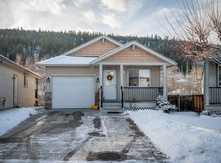 1760 Copperhead Dr #15, Kamloops, BC V1S2B4