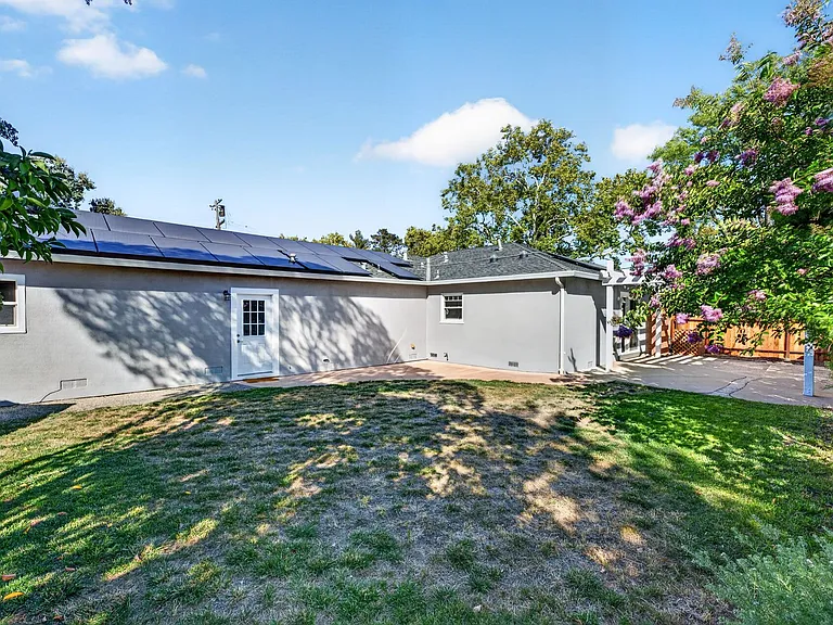 2907 Eccleston Ave — Photo 50