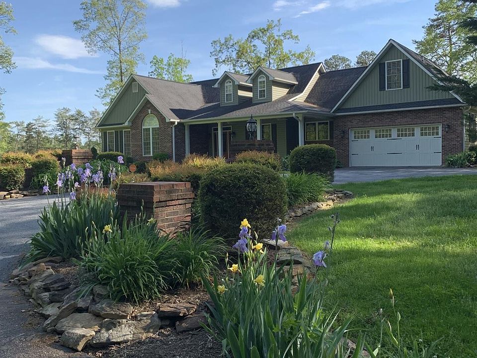 1st image of 110 Mandy Ln