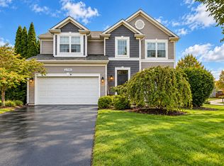 2790 Delaware Ln, Lindenhurst, IL 60046
