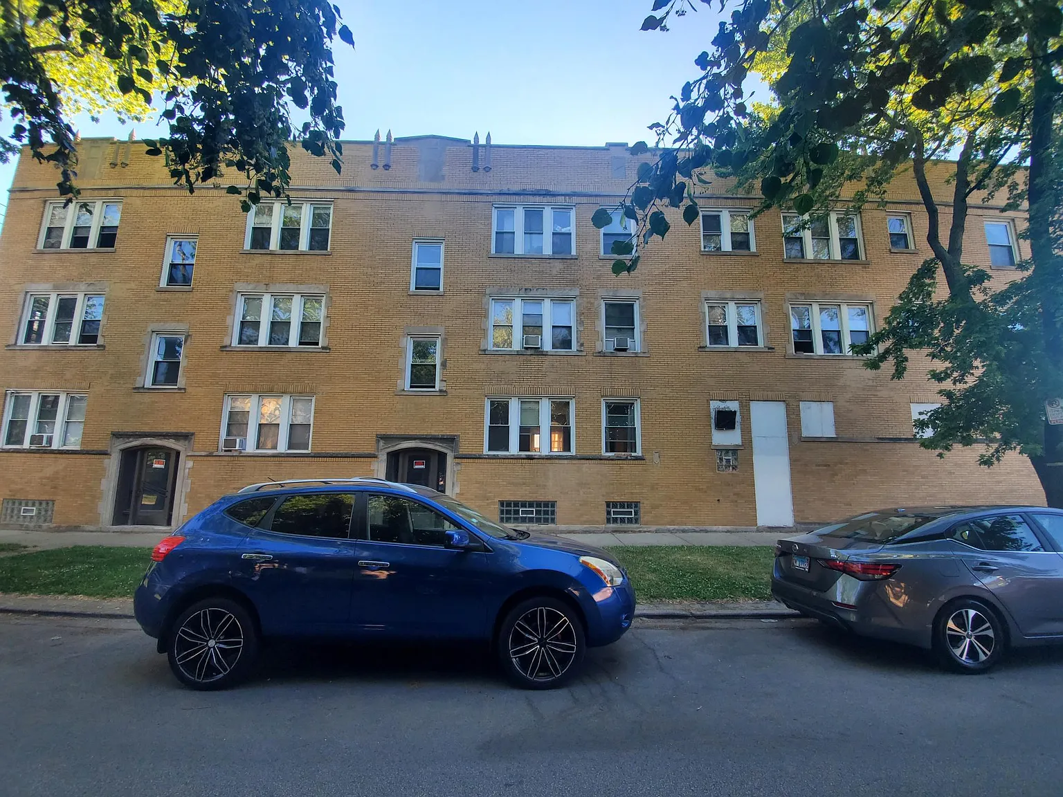 1 bed, 800 sqft, $1,200 — Photo 2