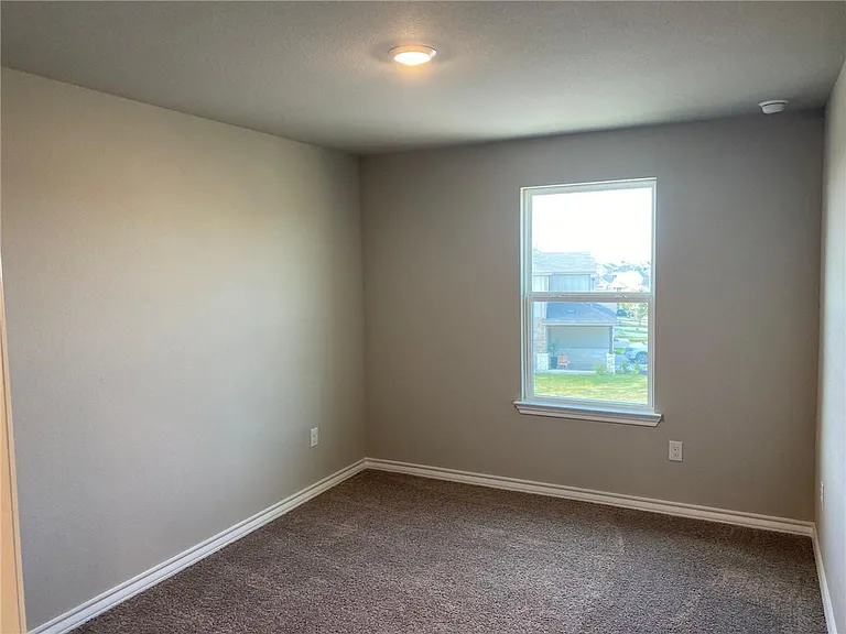 670 Pepperbark Loop — Photo 18