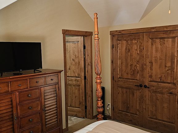 Master Bedroom upstairs