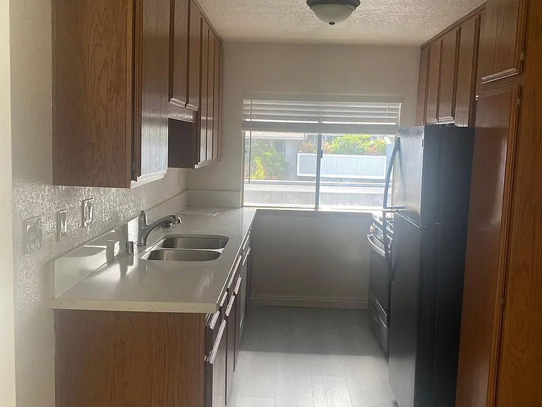 1250 S Brookhurst St #2025 — Photo 5