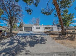 18344 Hiawatha Rd, Apple Valley, CA 92307