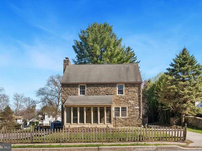 125 S Sproul Rd, Broomall, PA, 19008