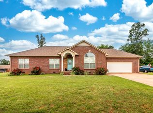 119 Chestnut Ln, Lawrenceburg, TN 38464