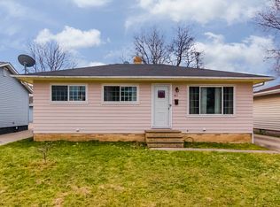 405 Skyview Rd, Cleveland, OH 44109