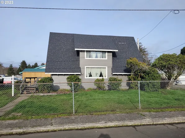 295 NW 1st St, Warrenton, OR 97146