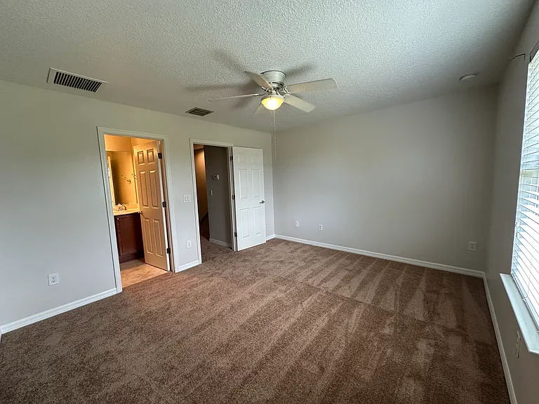 1061 Normandie Way — Photo 21