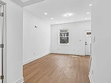 2125 N Marston St #7 — Photo 8